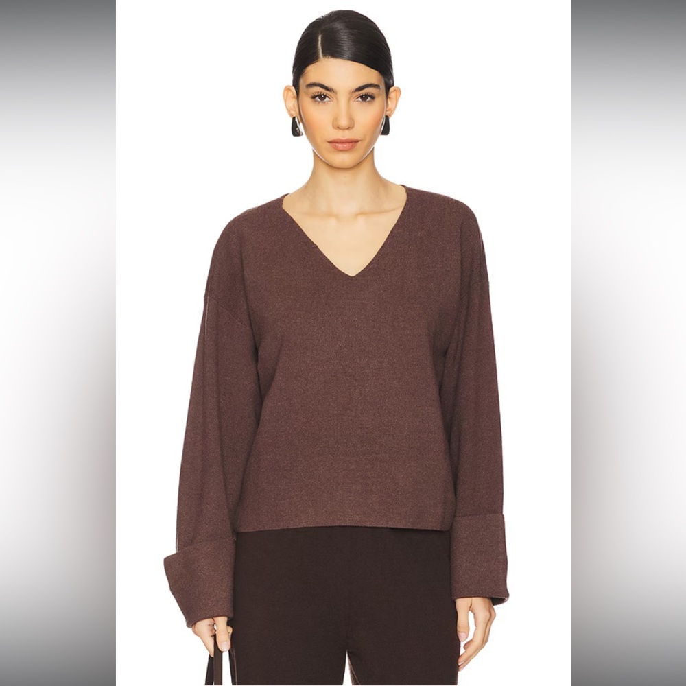 NWT Lovers and Friends (Revolve) Aurelia V Neck Sweater in Brown - Medium